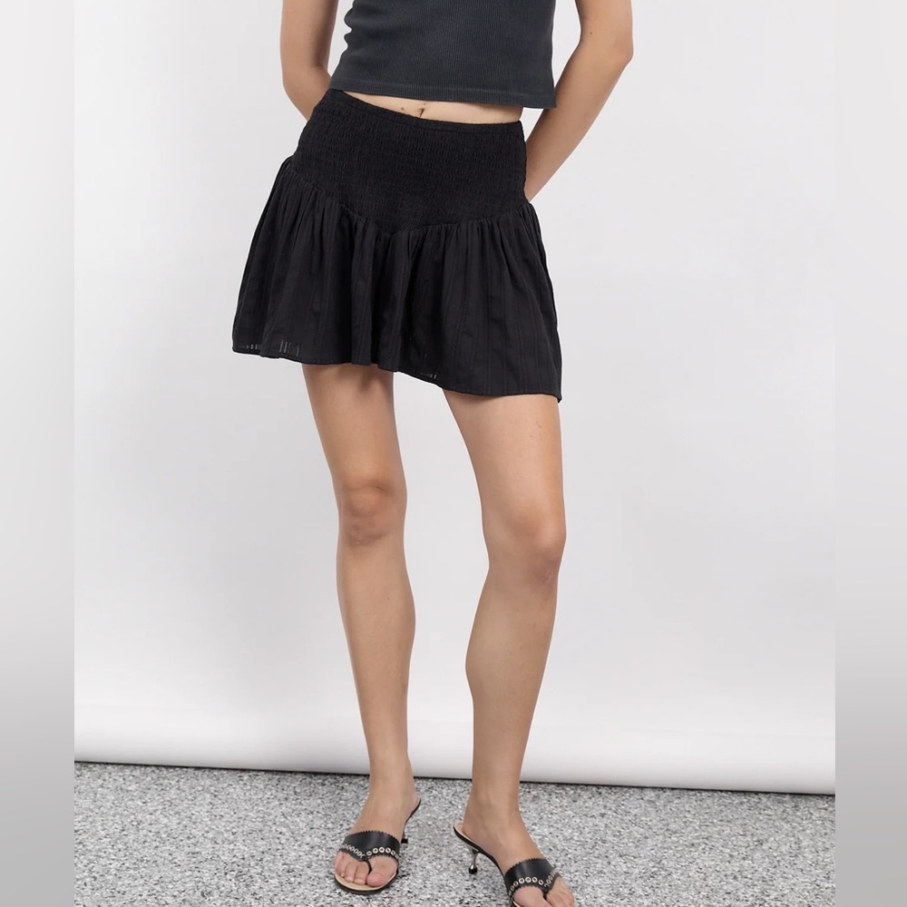 Aprés Studio Black Ruched Mini Skirt